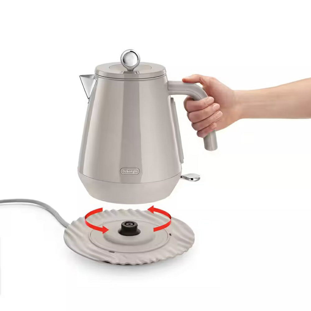 DeLonghi Eclettica Kettle - Cream | KBY3001.BG from DeLonghi - DID Electrical