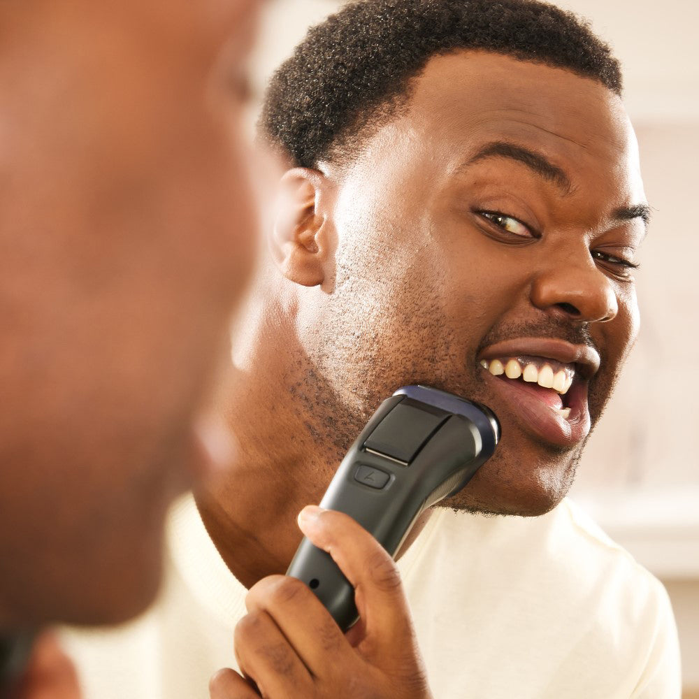 Remington R3 Style Series Rotary Shaver - Black | R30002 from Remington - DID Electrical