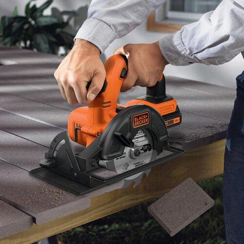 Black and decker cordless saw 18v outlet