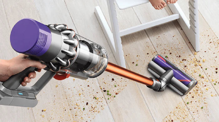 DYSON VACUUM CLEANER BUYING GUIDE ()