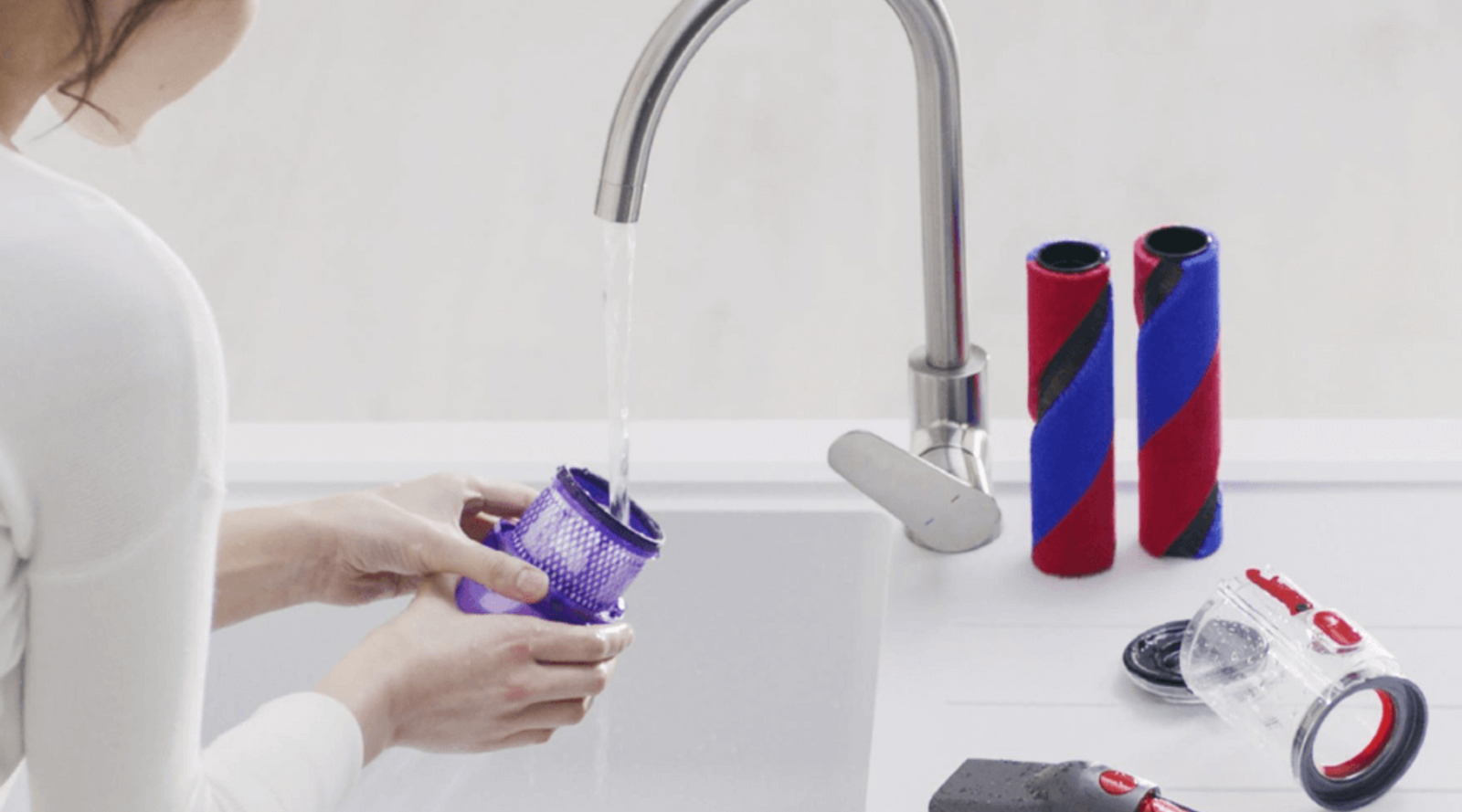 How to Clean Your Vacuum Cleaner: DID Guides ()