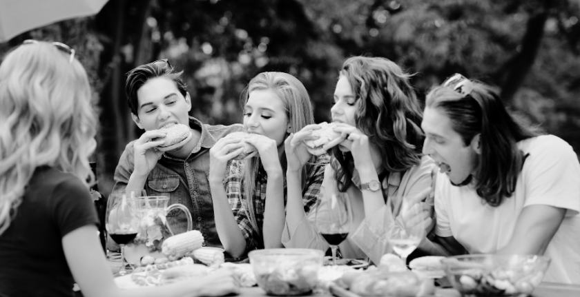 Ninja Outdoor cooking - friends eating outside in the summer