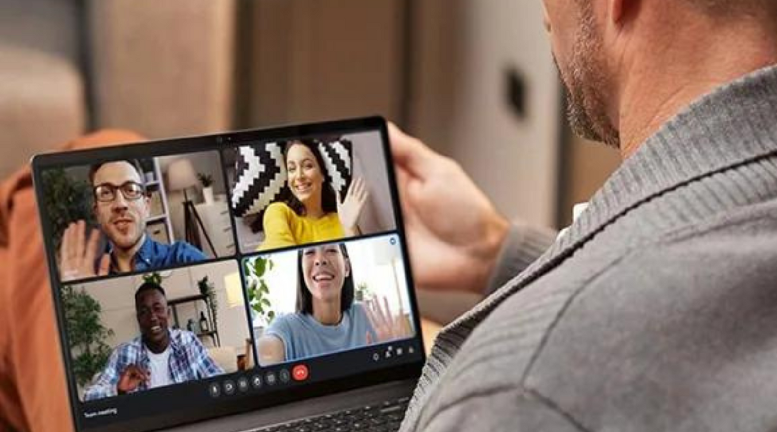 Products Lenovo IdeaPad 5i 14" Intel Core i3 4GB/128GB Chromebook - Storm Grey | 82M8000PUK ()