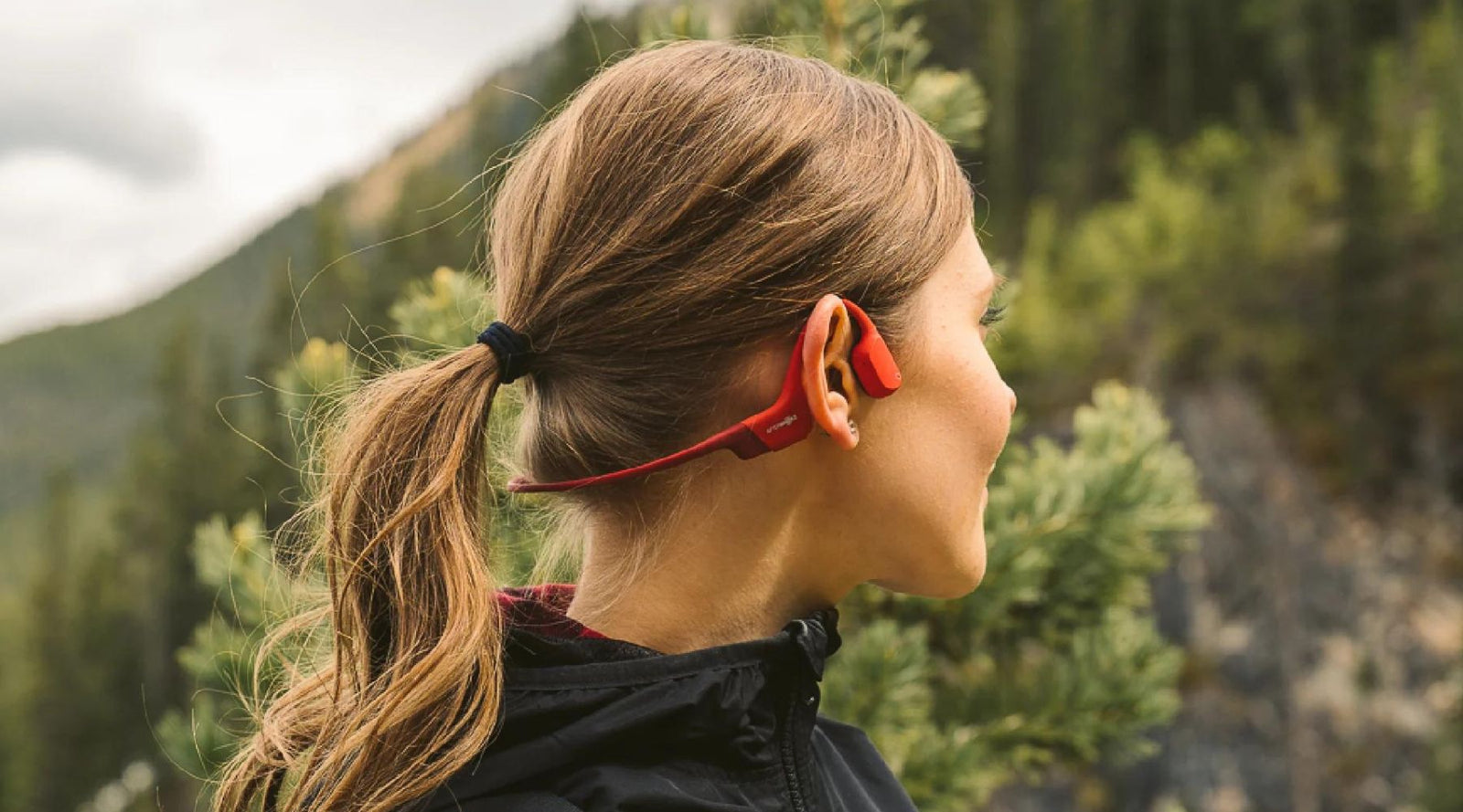 Aftershokz OpenRun Open Ear Wireless Headphone ()