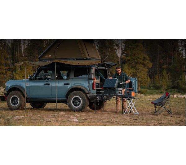 Jackery Explorer 1000 Pro Portable Power Station - Black & Orange | 263-70-1000-UKO001