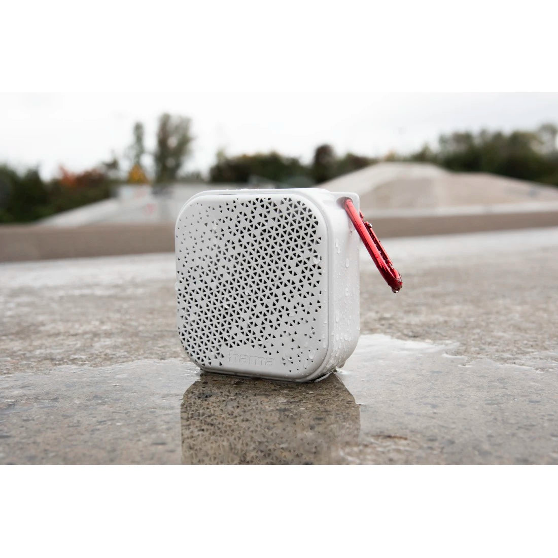 Hama Pocket 3.0 3.5W Waterproof IP67 Bluetooth Loudspeaker - White | 498069 from Hama - DID Electrical