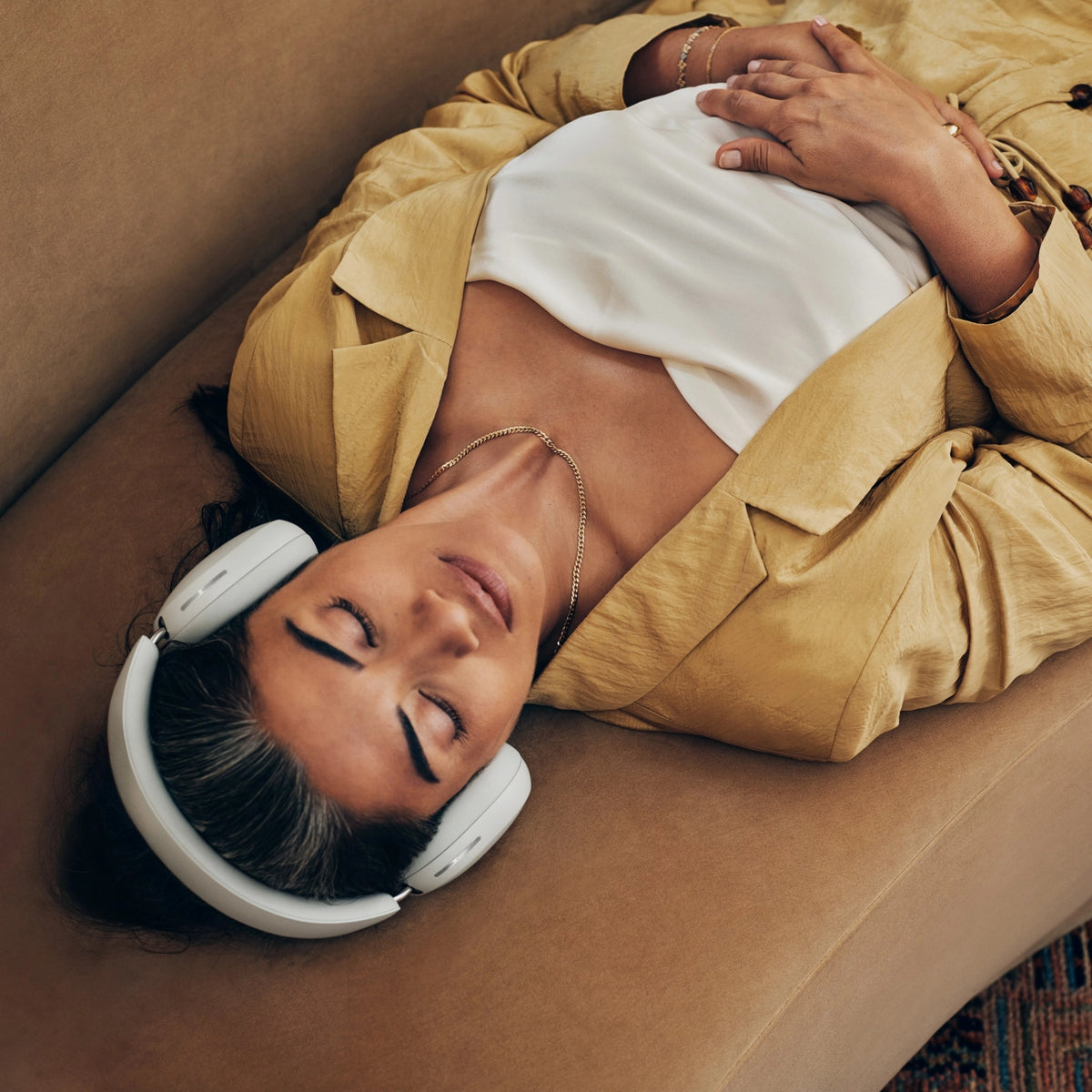 Sonos Ace Over-Ear Wireless Bluetooth Headphone - Soft White | ACEG1R21