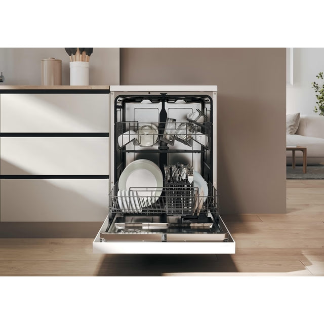 Candy Rapidò 60CM Freestanding Standard Dishwasher - White | CFP 4D9F0W-80