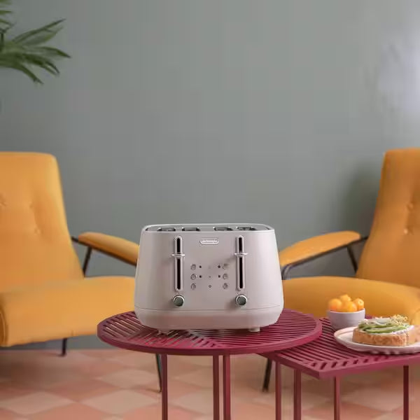 DeLonghi Eclettica 4 Slice Toaster - Beige | CTY4003.BG from DeLonghi - DID Electrical