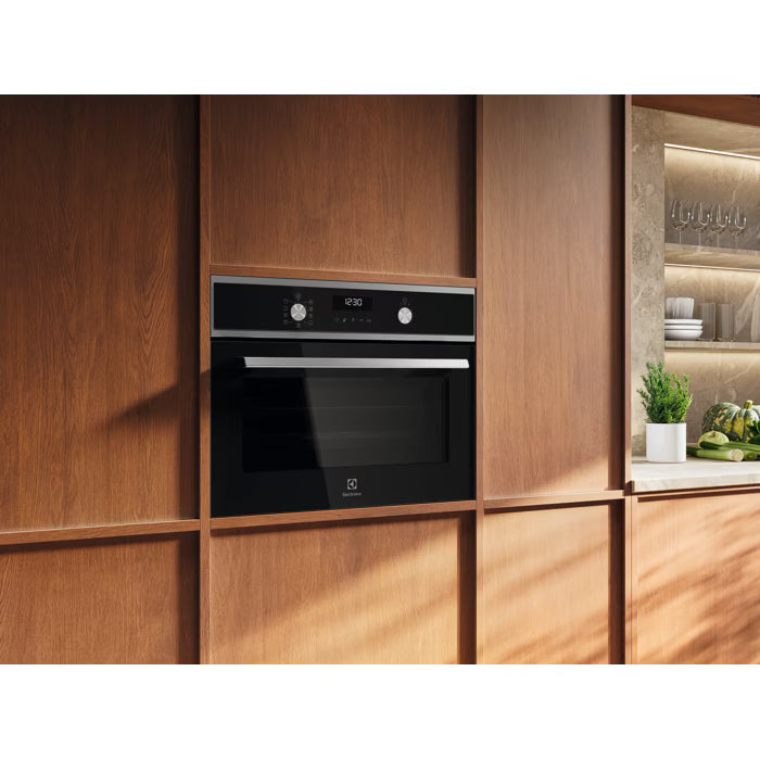 Electrolux 600 CombiQuick 44L Built-In Multifunction Oven with Combi Microwave - Stainless Steel | EVLDE46GX