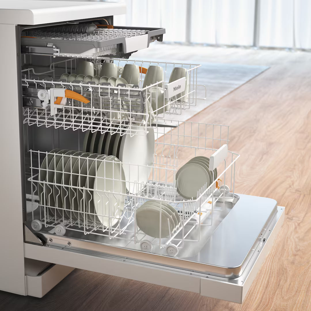 Miele Active Plus 60CM Freestanding Standard Dishwasher - Brilliant White | G 5811 SC