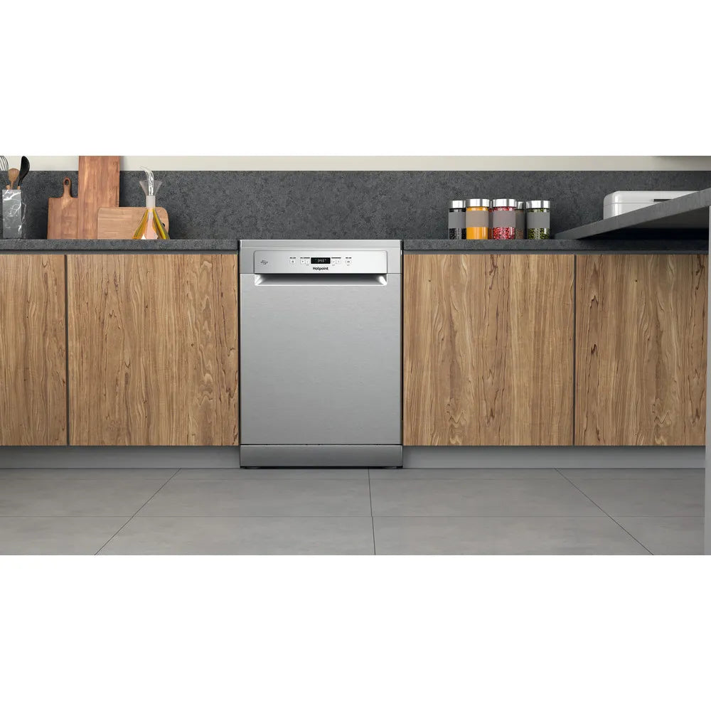 Hotpoint 60CM Freestanding Standard Dishwasher - Inox | HP2FFC14BN6XUK