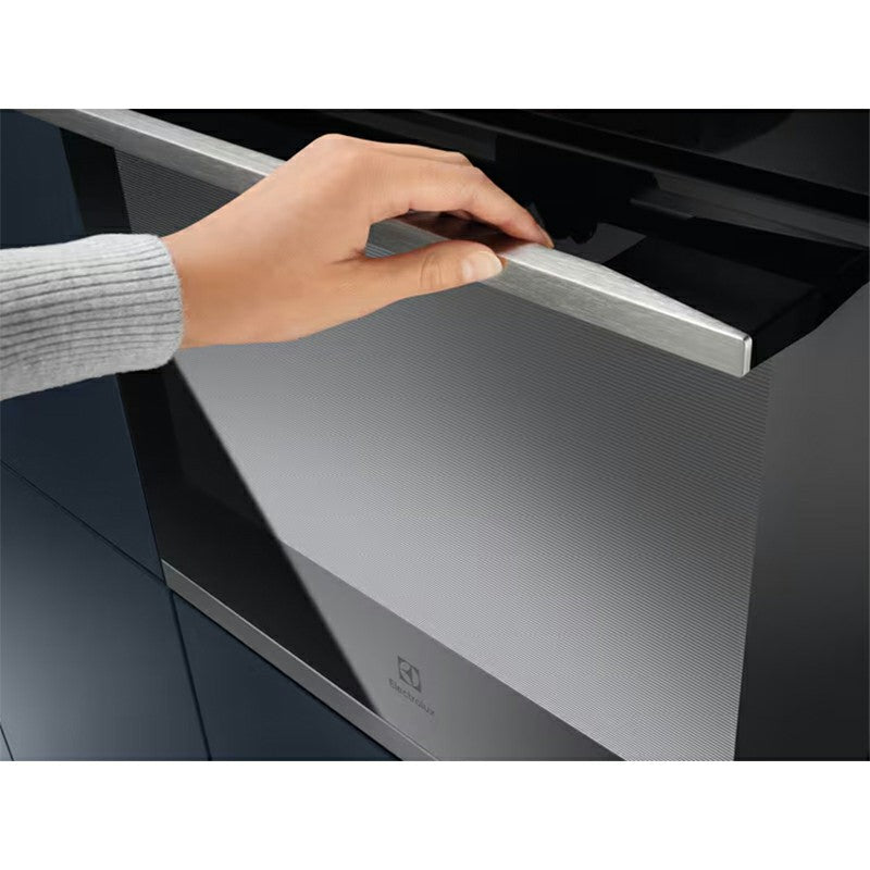 Electrolux Built-in Electric Single Oven | KOFFP46TX from Electrolux - DID Electrical