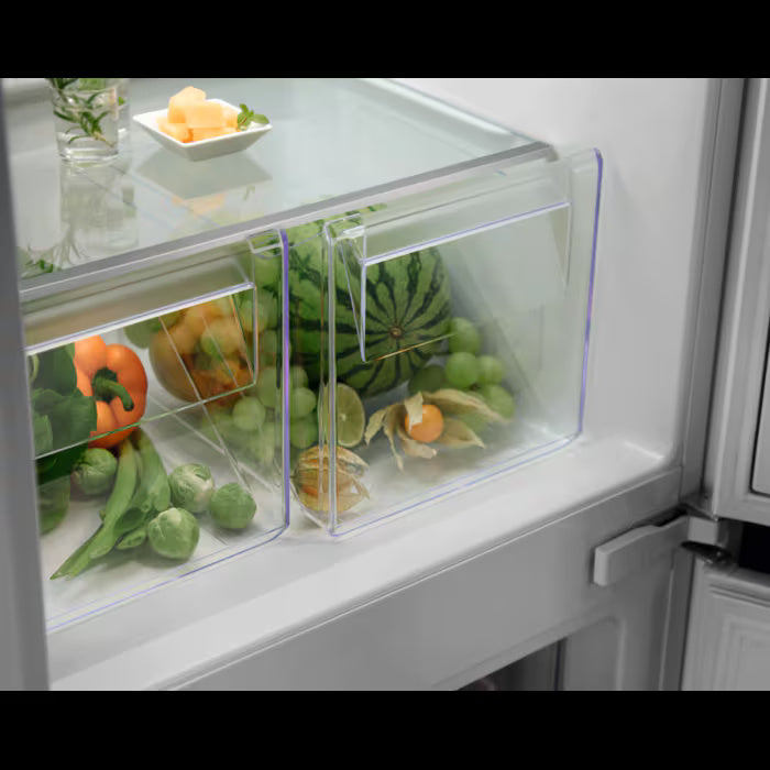 Electrolux 700 GreenZone 257L Frost Free Built-In Fridge Freezer - White | LNA7NE18S