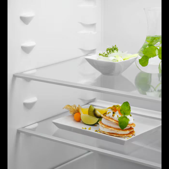 Electrolux 700 GreenZone 257L Frost Free Built-In Fridge Freezer - White | LNA7NE18S