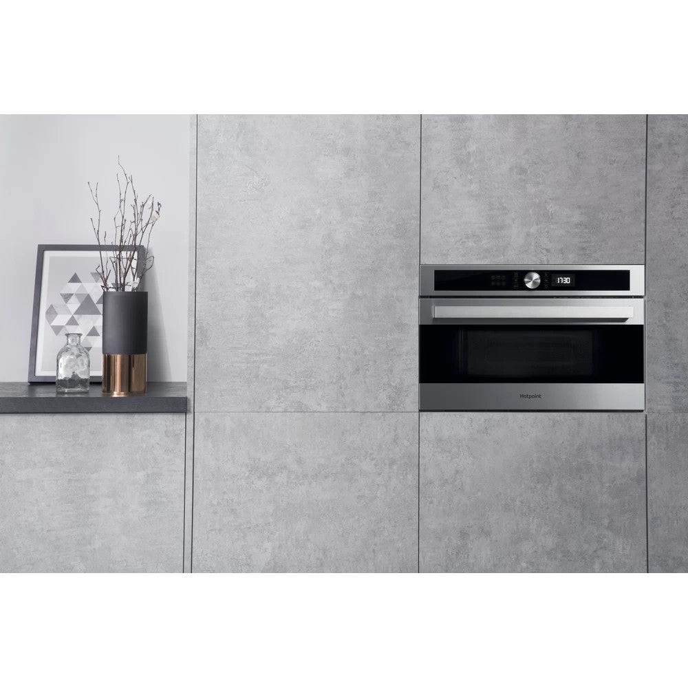 Hotpoint Class 5 31L Integrated Microwave with Grill - Stainless Steel | MD554IXH from Hotpoint - DID Electrical