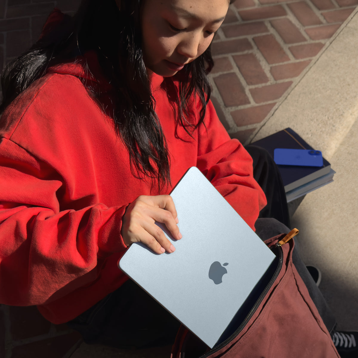 Apple MacBook Air M4 13.6" 16GB/256GB  Laptop - Midnight | MW123B/A from Apple - DID Electrical