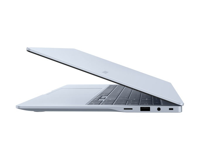 Samsung Galaxy Book4 Edge Snapdragon X 15.6" 16GB/256GB Laptop - Sapphire Blue | NP750XQB-KA1UK