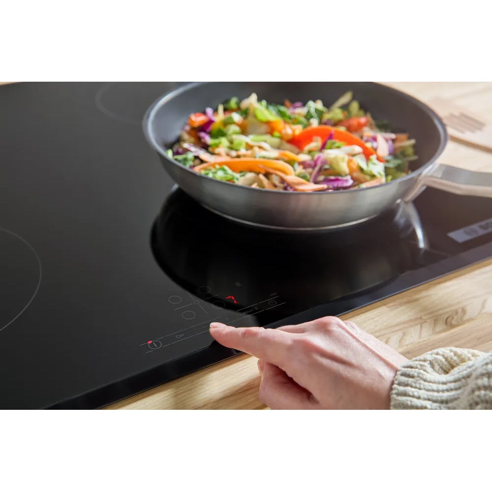 Bosch Series 4 60CM 4 Zone Induction Hob - Black | PIE631BB5E from Bosch - DID Electrical