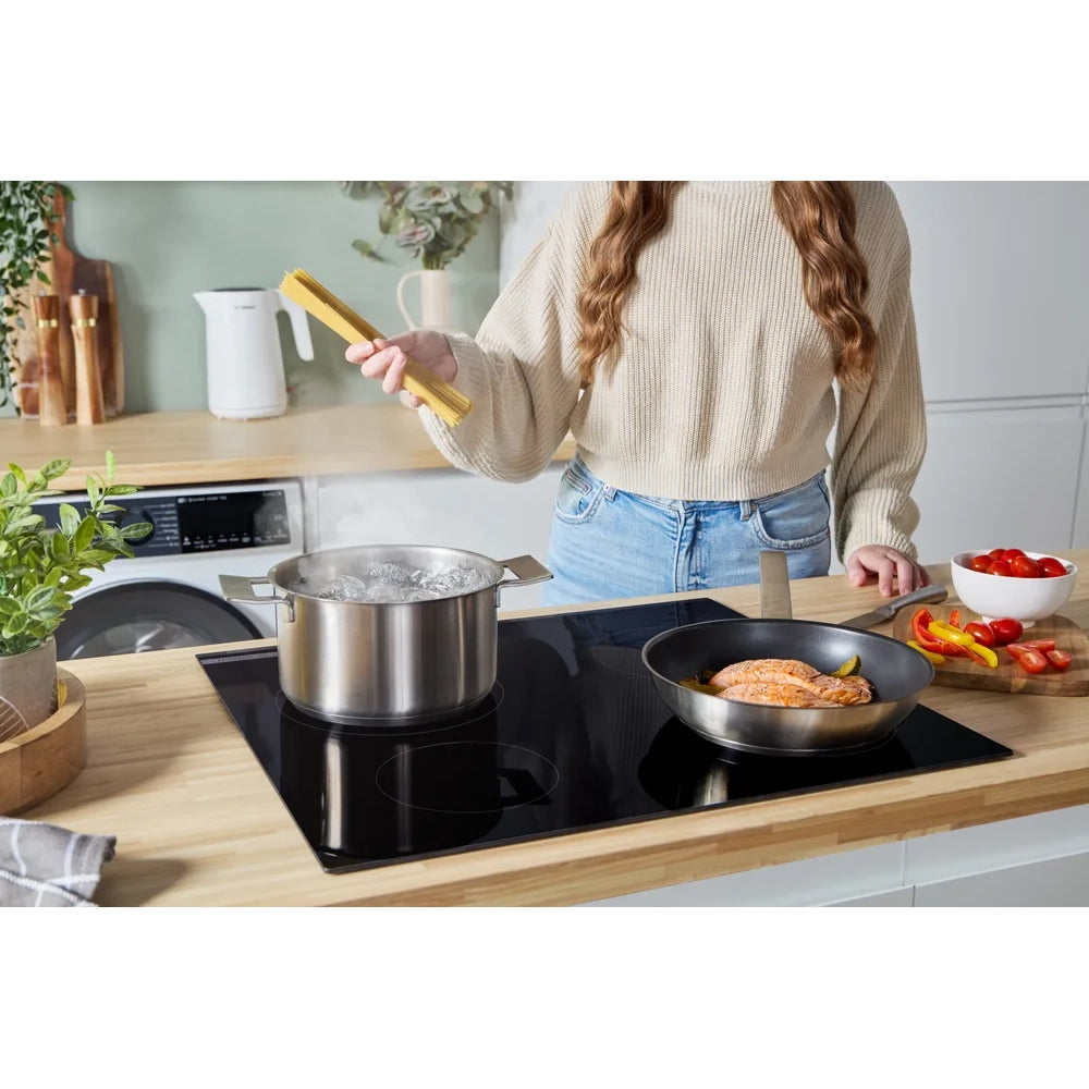 Bosch Series 4 60CM 4 Zone Induction Hob - Black | PIE631BB5E from Bosch - DID Electrical