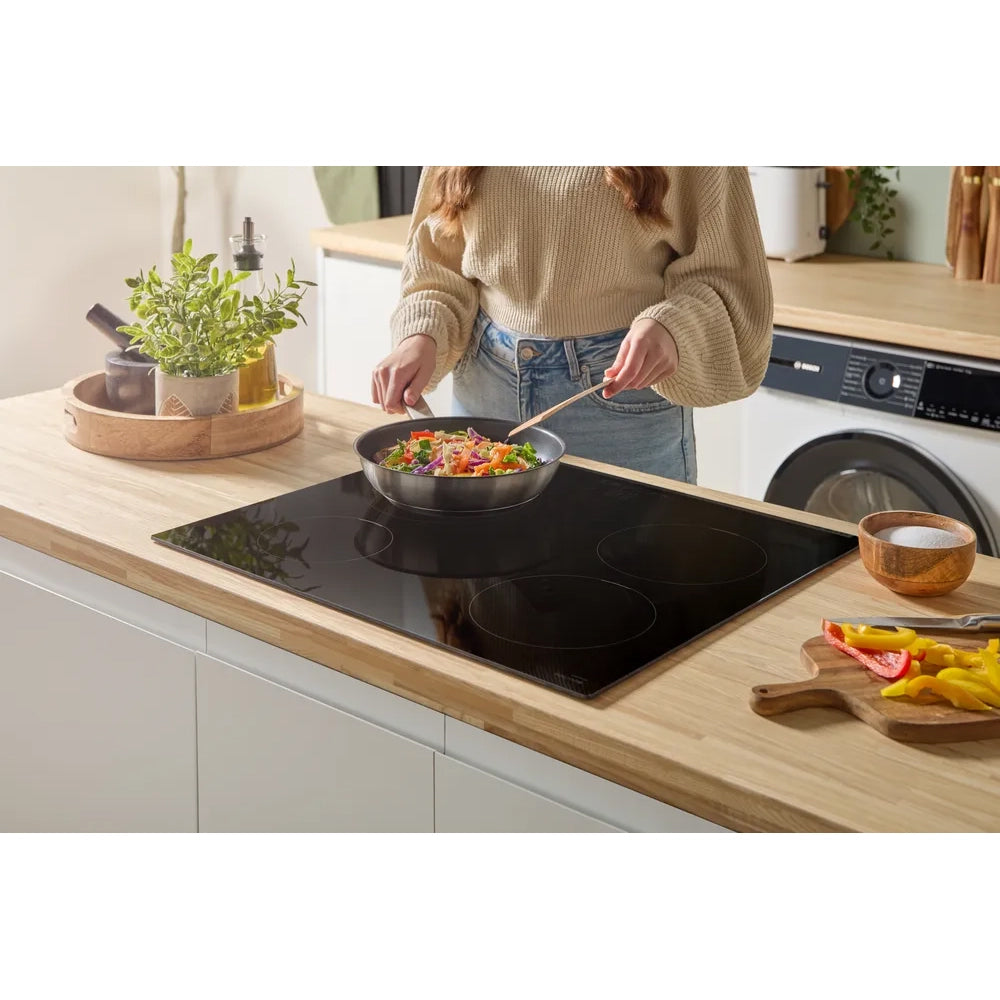 Bosch Series 4 60CM 4 Zone Induction Hob - Black | PIE631BB5E from Bosch - DID Electrical