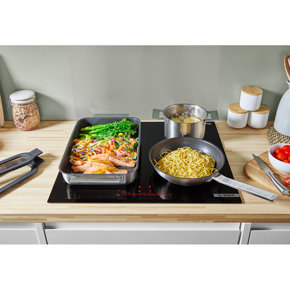 Bosch Series 4 60CM 4 Zone Induction Hob - Black | PIE631BB5E from Bosch - DID Electrical