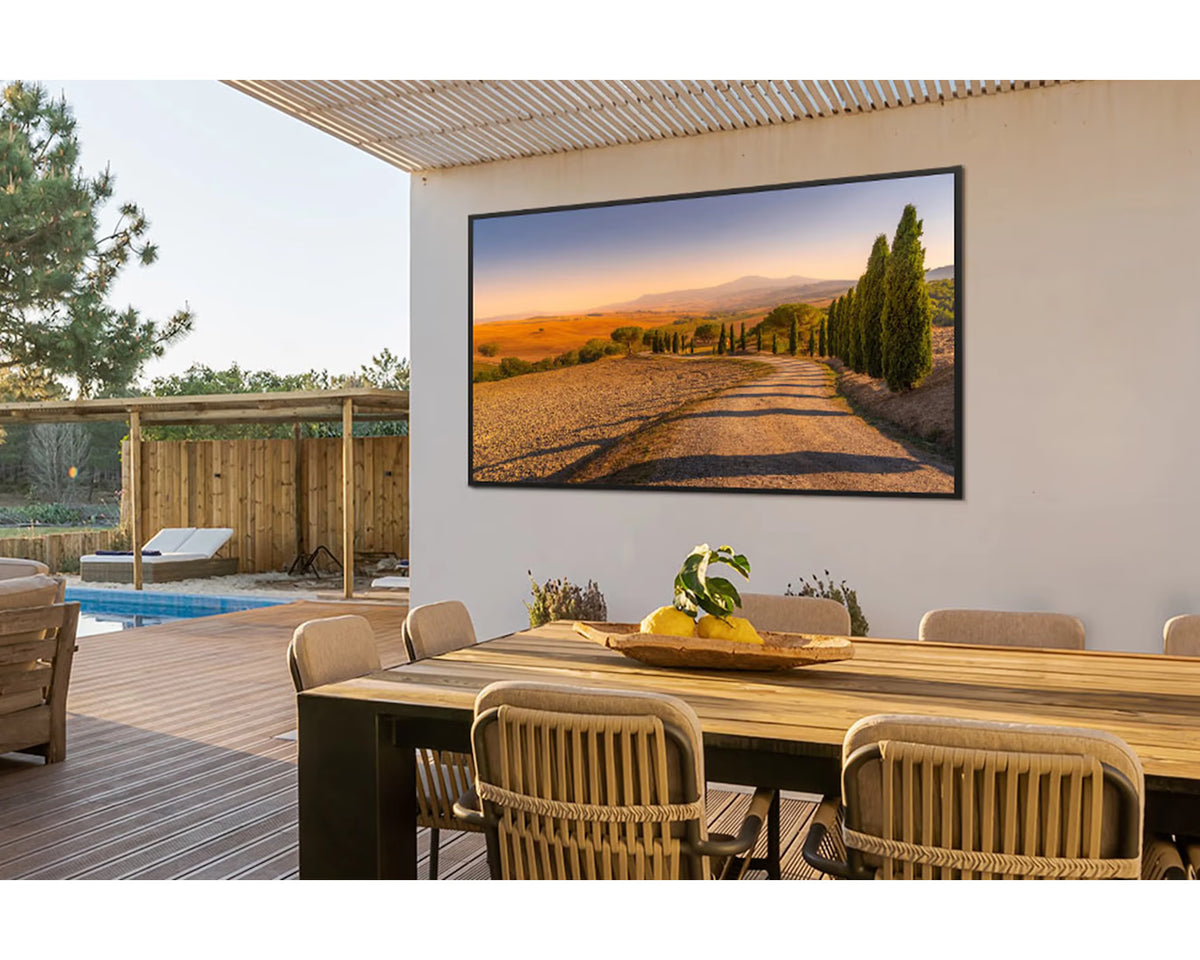 Samsung LST7D 65" 4K Smart TV - Titan Black | QE65LST7DATXXU