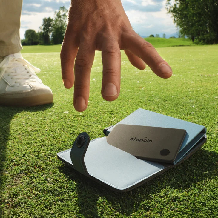 Chipolo Card Bluetooth Tracker - Charcoal | RRF.0000001