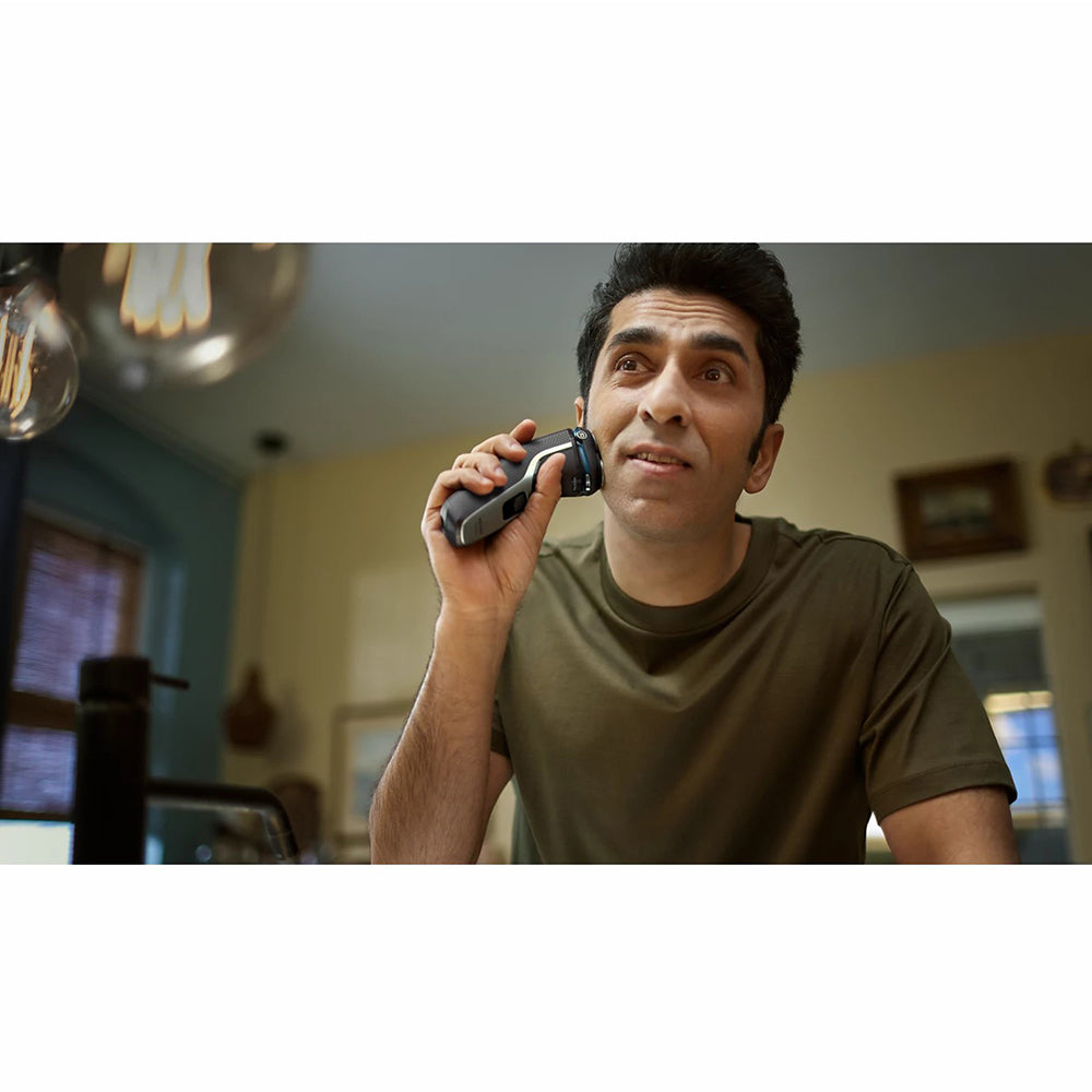 Philips Shaver 3000 Series Wet & Dry Electric Shaver - Bright Silver | S3143/00 from Philips - DID Electrical