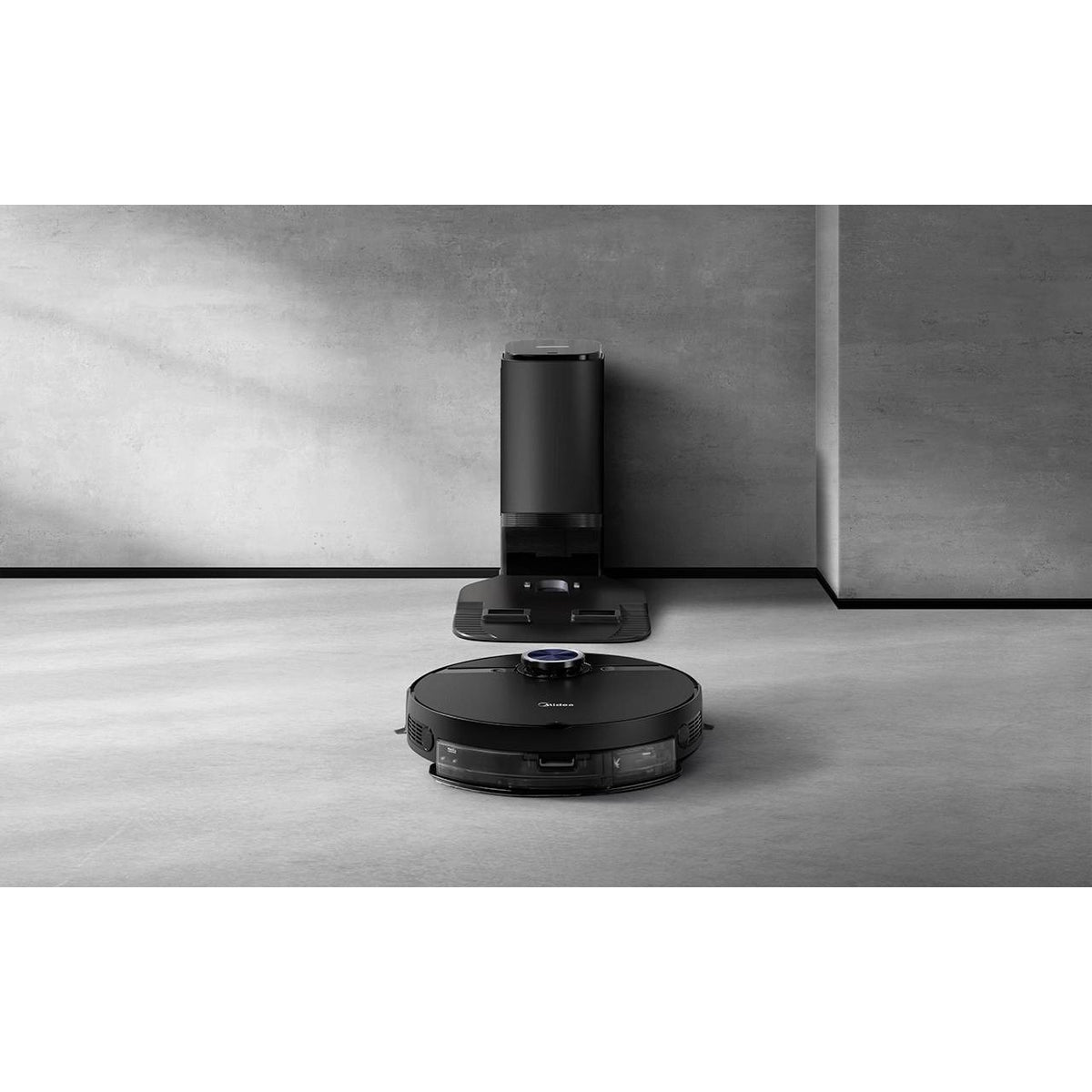 Midea S8+ Robot Vacuum Cleaner - Black | S8+ from Midea - DID Electrical