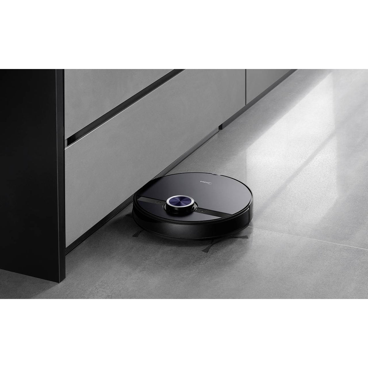 Midea S8+ Robot Vacuum Cleaner - Black | S8+ from Midea - DID Electrical