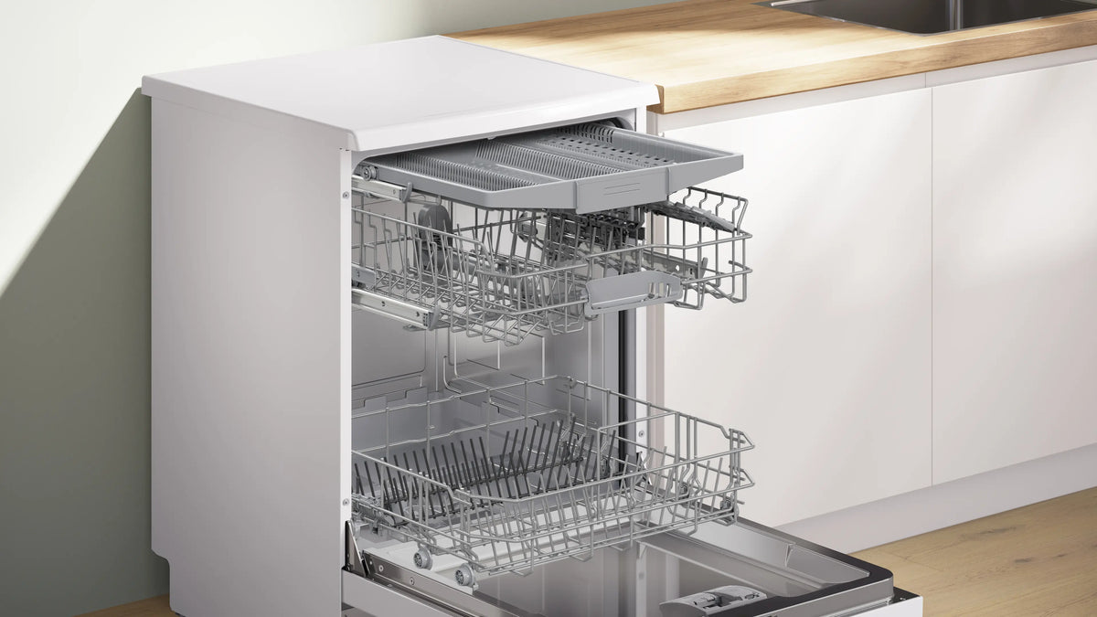 Bosch Series 2 60CM Freestanding Standard Dishwasher - White | SMS2HVW06G