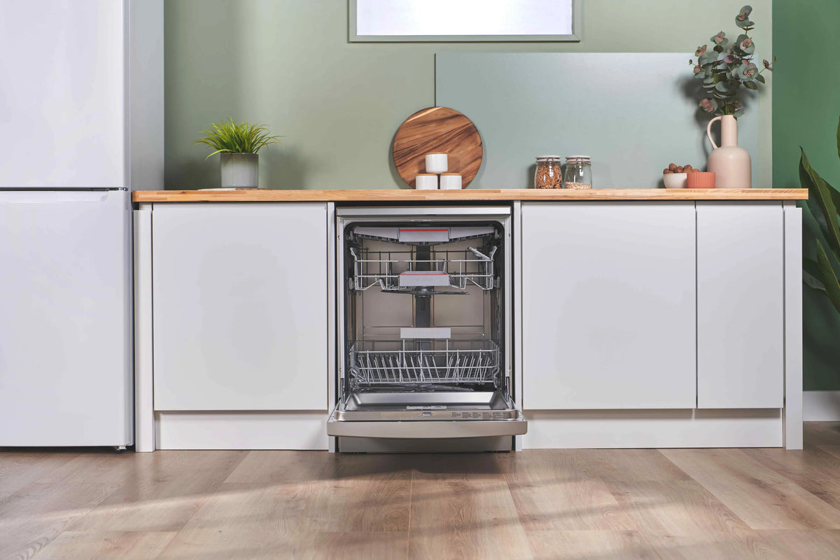 Bosch Series 6 60CM Freestanding Standard Dishwasher - Brushed Steel | SMS6ZCI10G