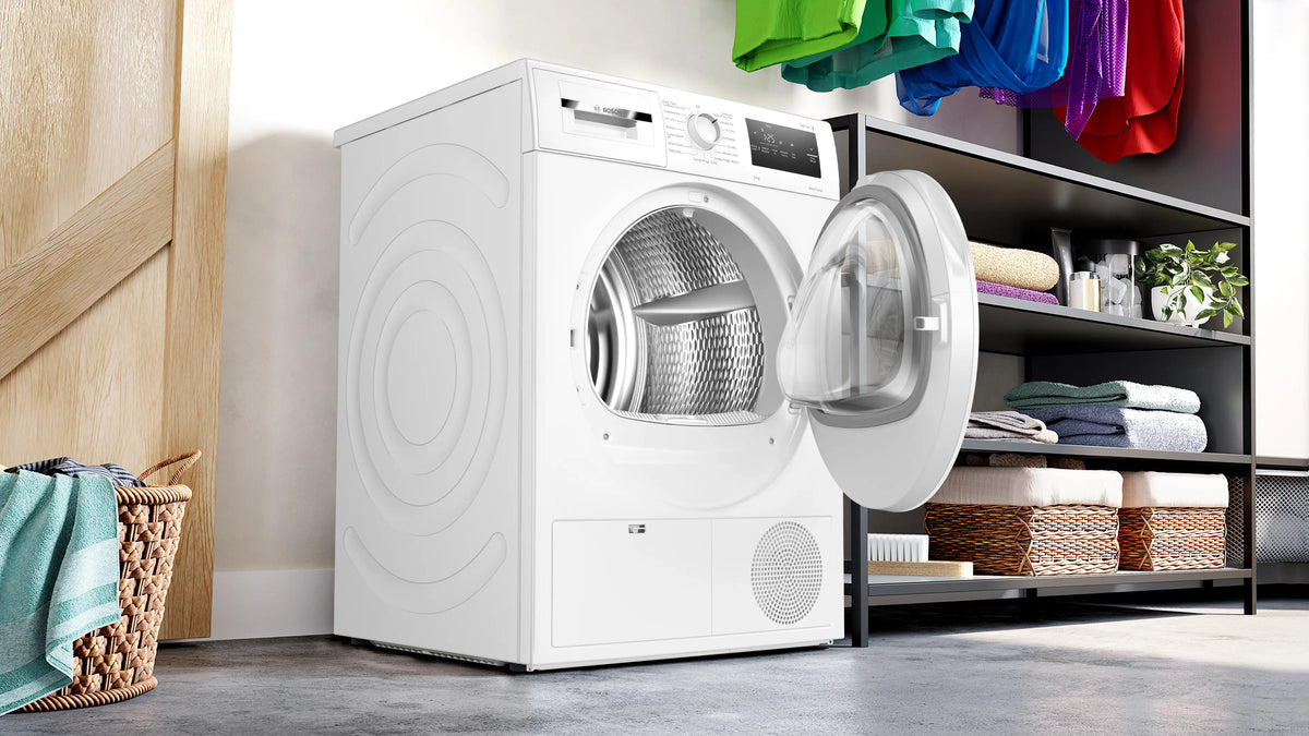 Bosch Series 4 8KG Freestanding Heat Pump Tumble Dryer - White | WTH85225GB