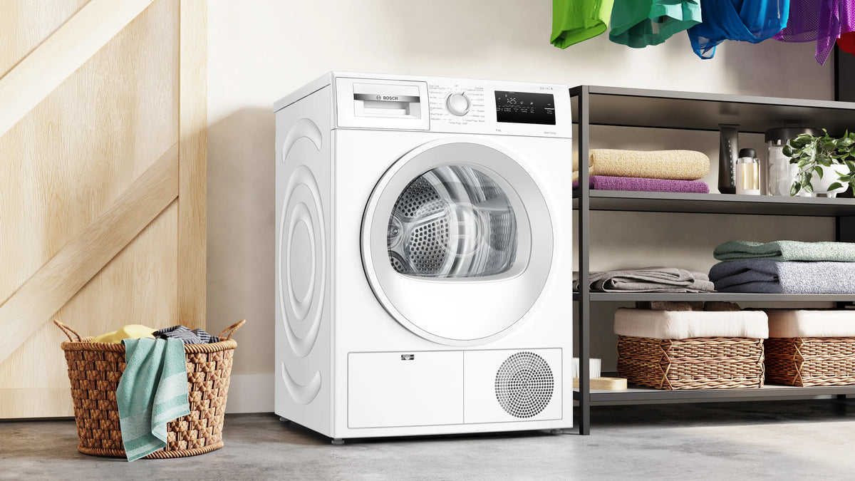 Bosch Series 4 8KG Freestanding Heat Pump Tumble Dryer - White | WTH85225GB