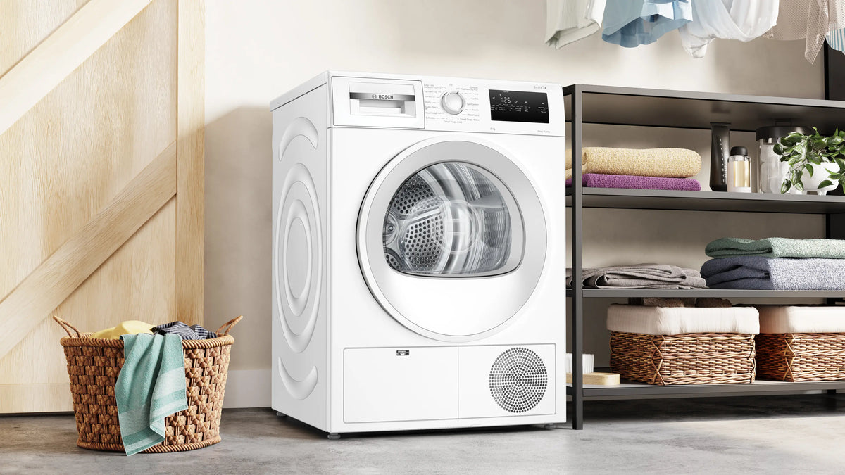 Bosch Series 4 8KG Freestanding Heat Pump Tumble Dryer - White | WTH85225IE