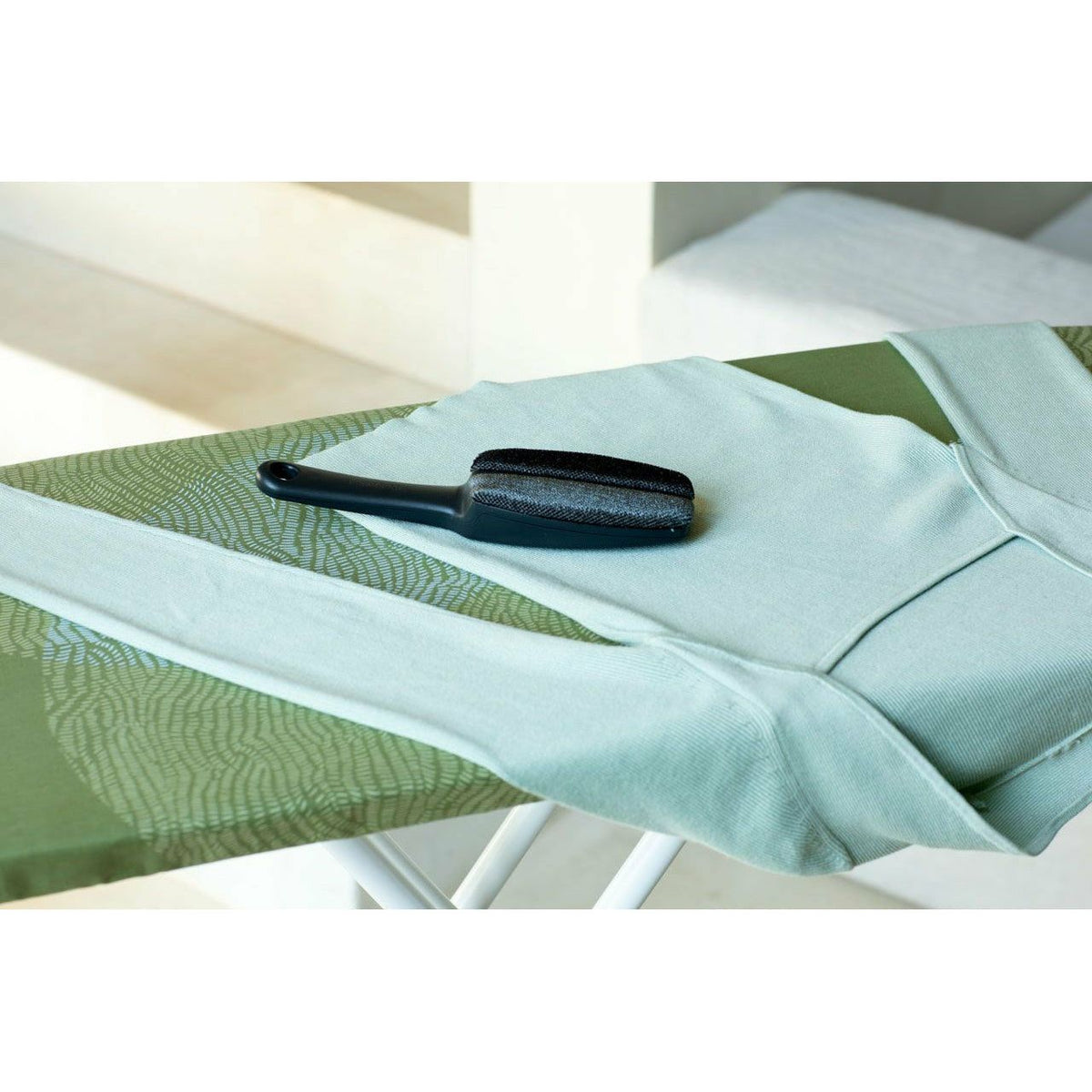 Brabantia Clothes Cleaning Brush - Dark Grey | 149382 (7611394130108)