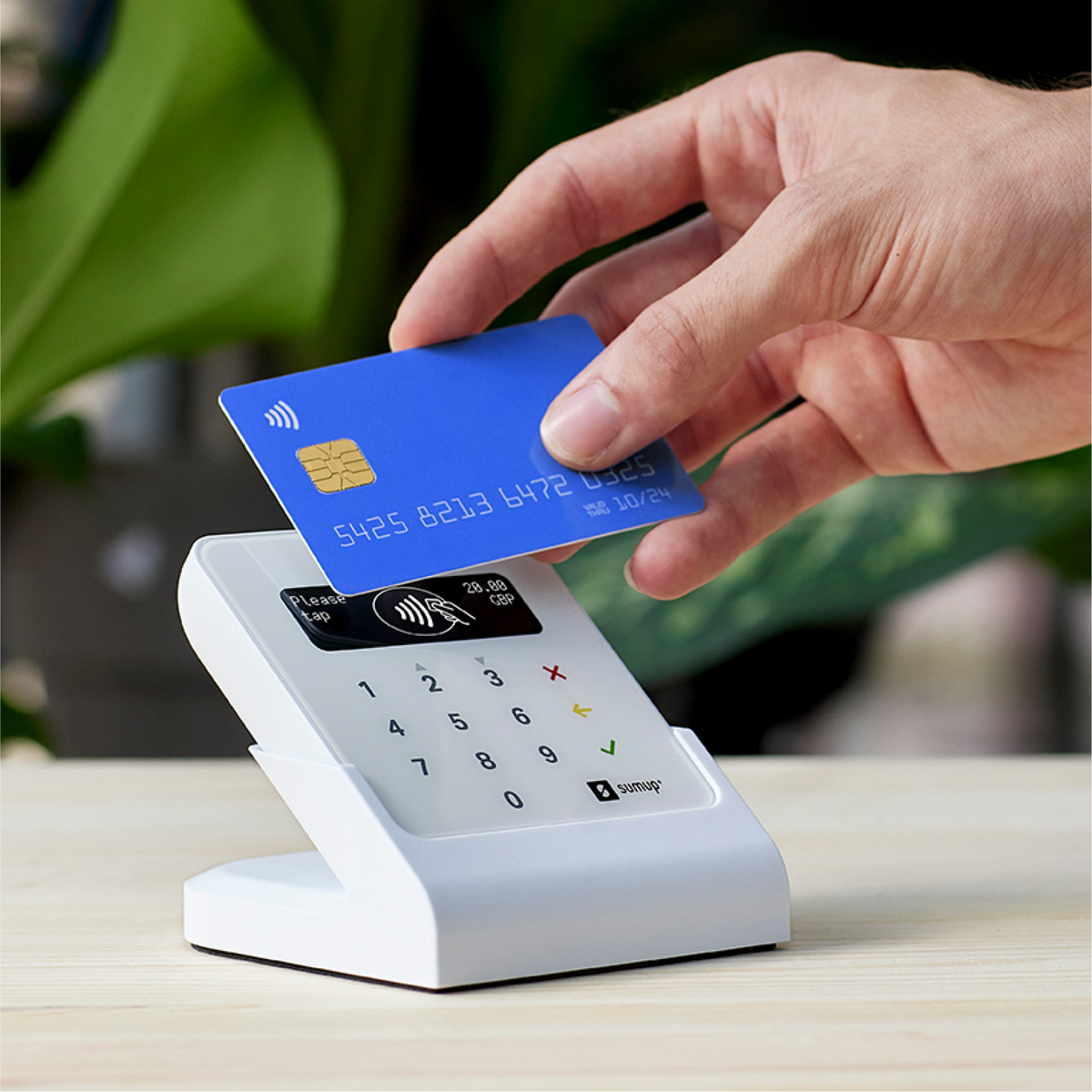 SumUp Air Card Reader with Charging Station - White | 226-800604901 from SumUp - DID Electrical