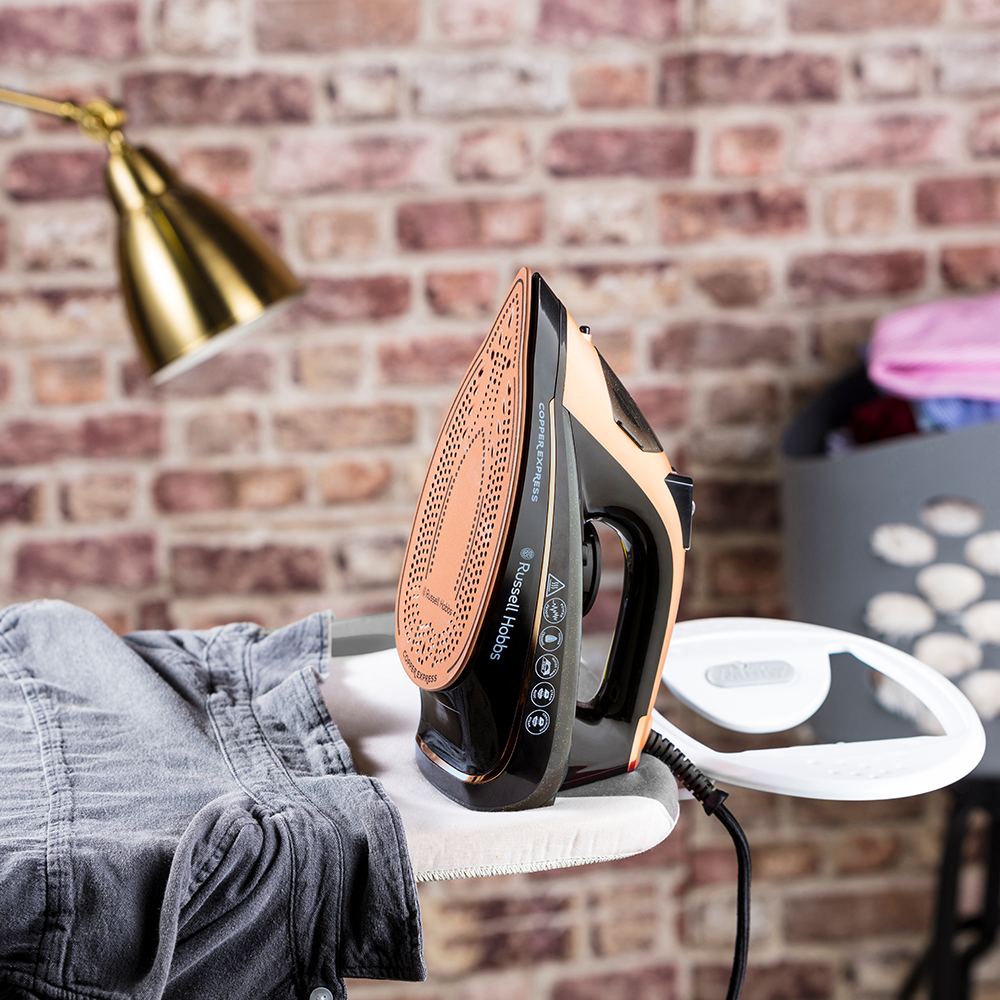 Russell Hobbs 2600W Copper Express Steam Iron - Copper &amp; Black | 23975 from Russell Hobbs - DID Electrical