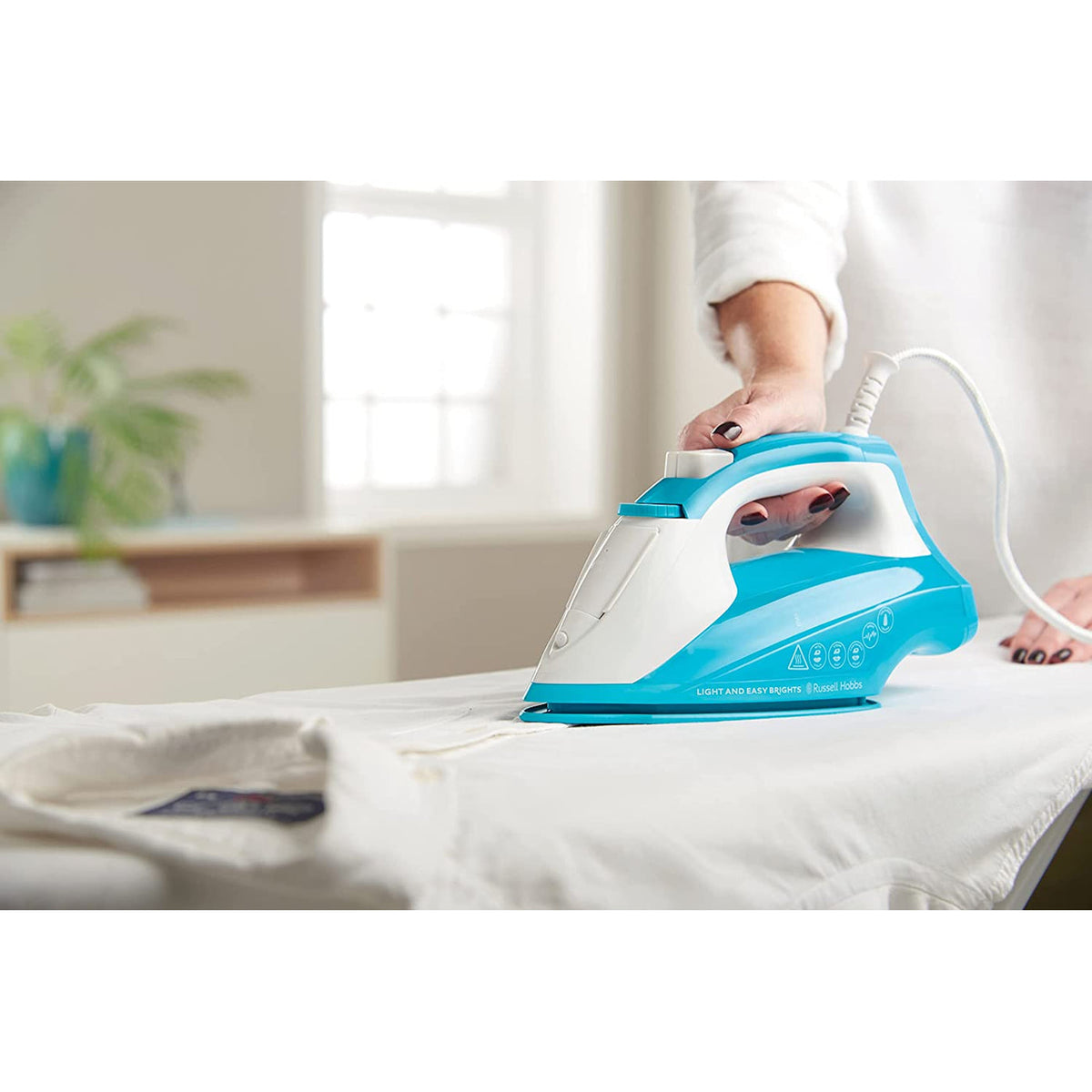 Russell Hobbs Light & Easy Brights Steam Iron - Blue | 26482 (7550981439676)