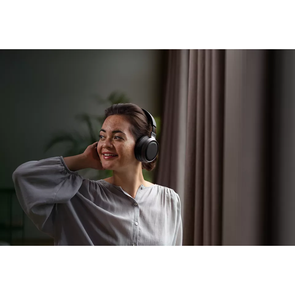 Philips Fidelio Over-Ear Wireless Bluetooth Headphones - Black | L3/00 from Philips - DID Electrical