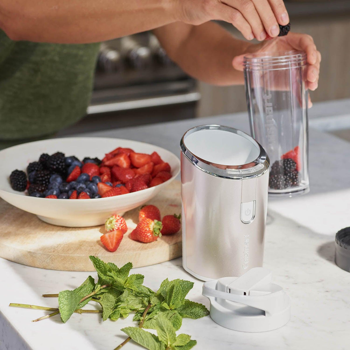 Cuisinart Cordless On-The-Go Blender | RPB100U from DID Electrical - guaranteed Irish, guaranteed quality service. (6977624998076)