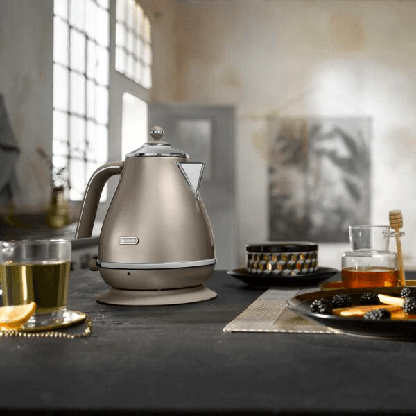 DeLonghi Icona Metallics 1.7L 2000W Jug Kettle - Beige | KBOT3001.BG (7258432831676)