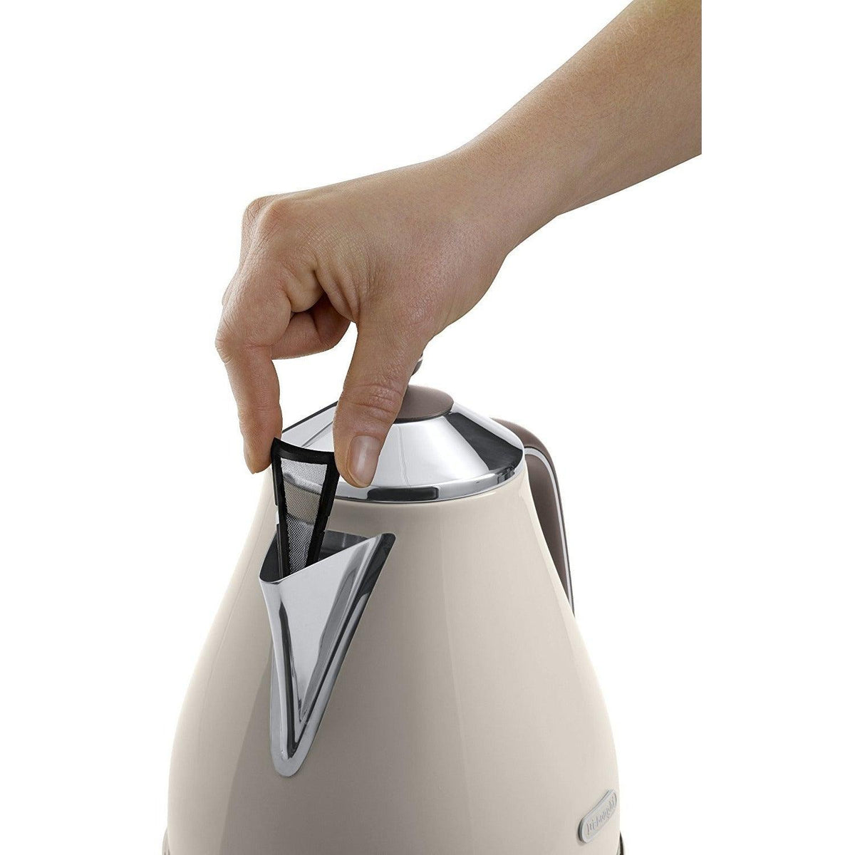 DeLonghi Icona Vintage 1.7L Jug Kettle - Beige | KBOV3001.BG from DID Electrical - guaranteed Irish, guaranteed quality service. (6890735960252)