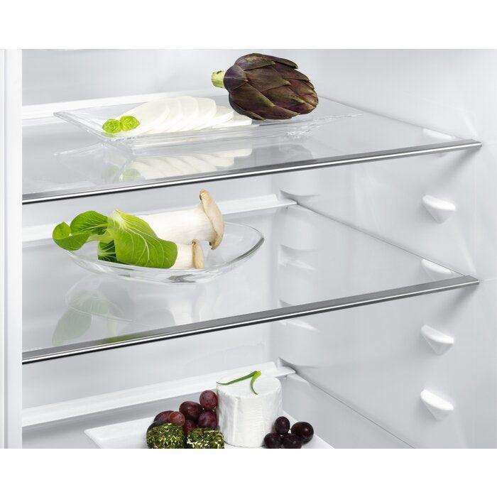 Electrolux 267L Low Frost Integrated Fridge Freezer - White | LNT3LF18S from DID Electrical - guaranteed Irish, guaranteed quality service. (6977570013372)