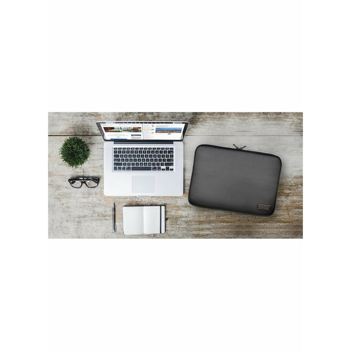 Port Designs Zurich 15&quot; MacBook Pro Laptop Sleeve - Black | 110309 (7290908704956)