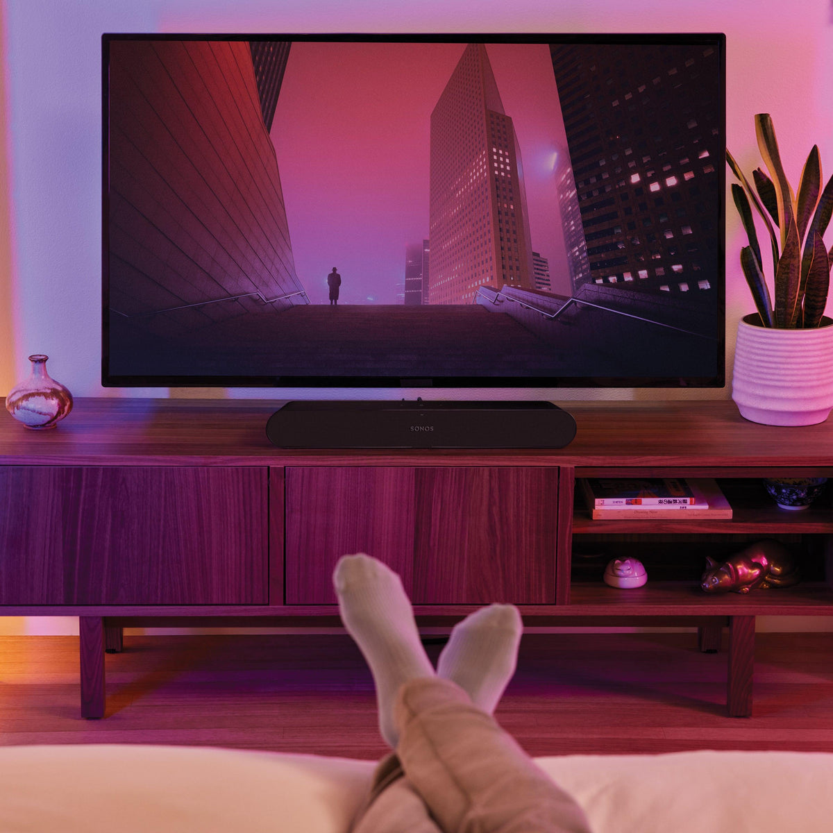 Sonos Ray Compact Smart Soundbar - Black | RAYG1UK1BLK (7515493925052)