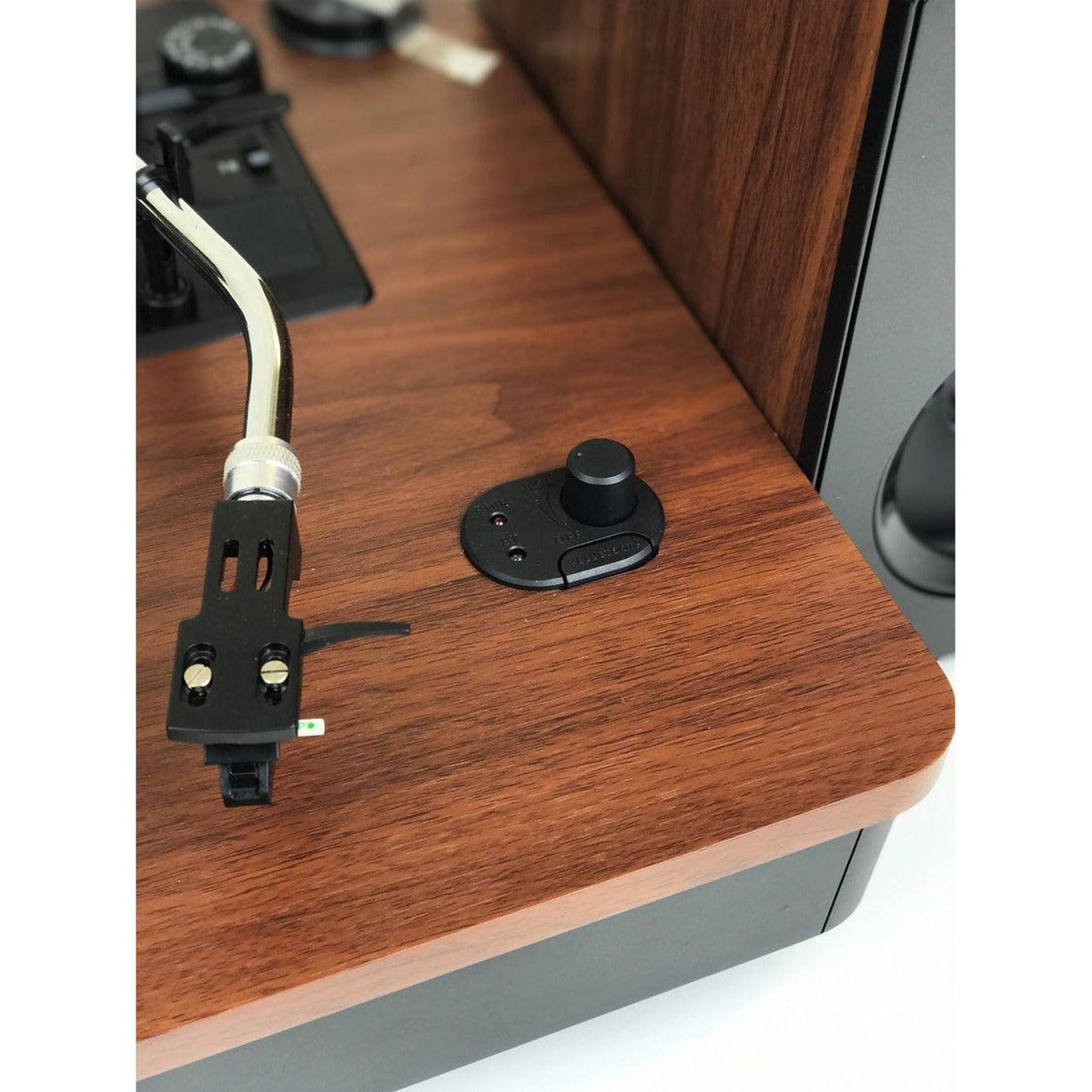 Steepletone Wood Effect Auto Return Turntable - Dark Wood | CAMDEN2 from DID Electrical - guaranteed Irish, guaranteed quality service. (6890843766972)