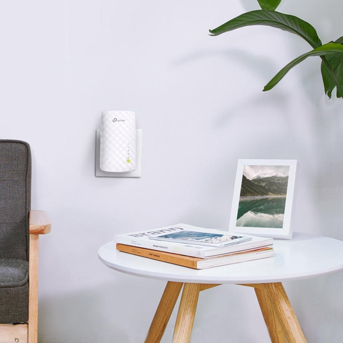 TP-Link AC750 WiFi Range Extender - White | RE200 (6890743595196)