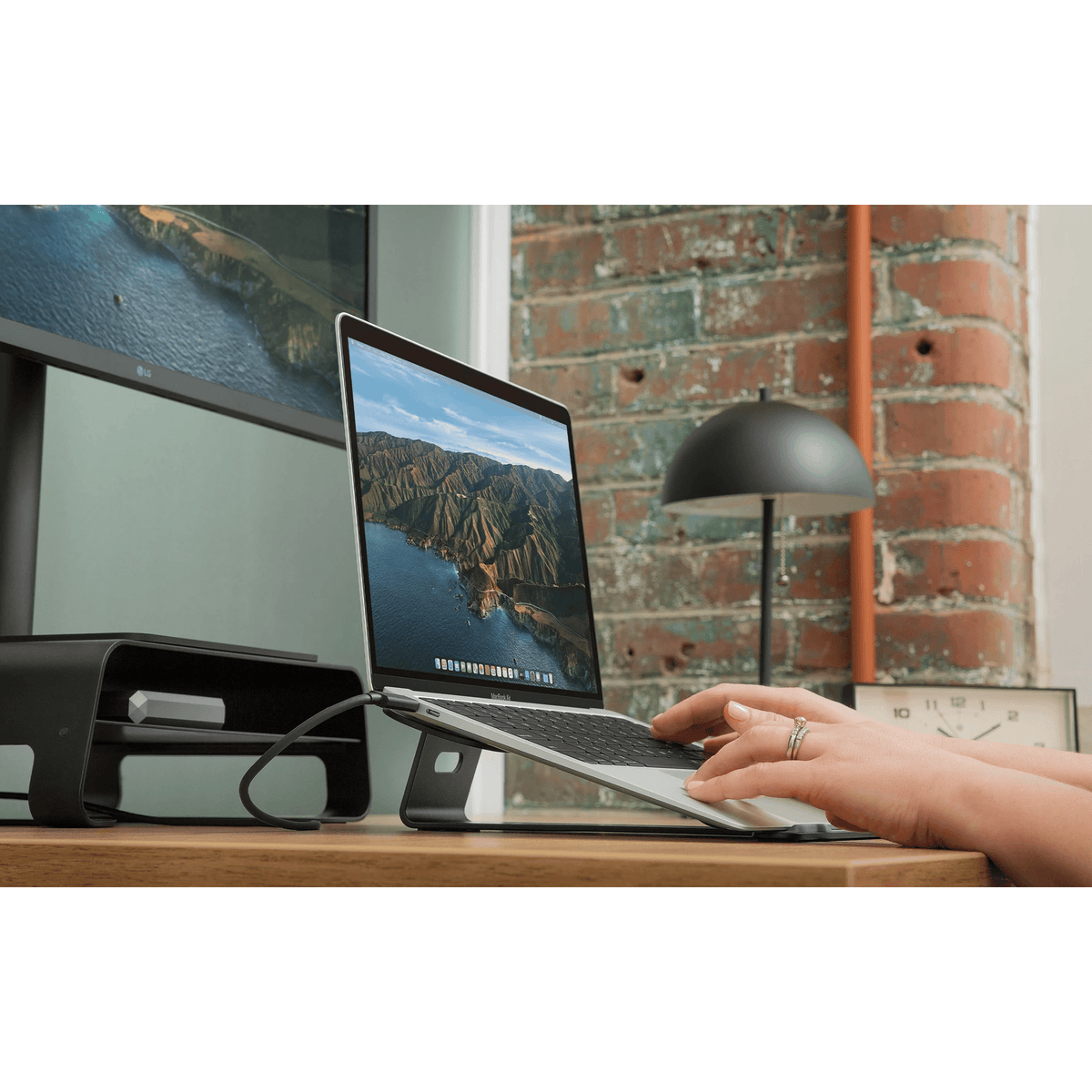 Twelve South ParcSlope Stand for MacBook &amp; iPad - Black | 12-2016 (7514122191036)